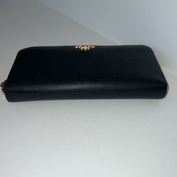Prada Zip Wallet - Picture 6 of 9
